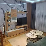 דירה Cozy Retreat 2 *