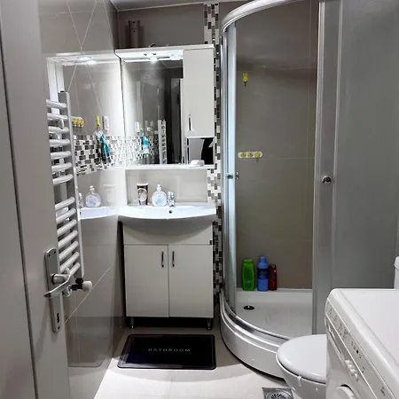 Апартаменты Cozy Skopje Retreat 1 Bedroom *