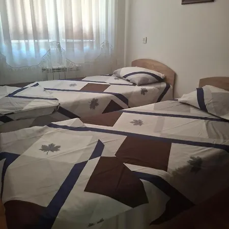 Cozy Skopje Retreat 1 Bedroom * Скопье